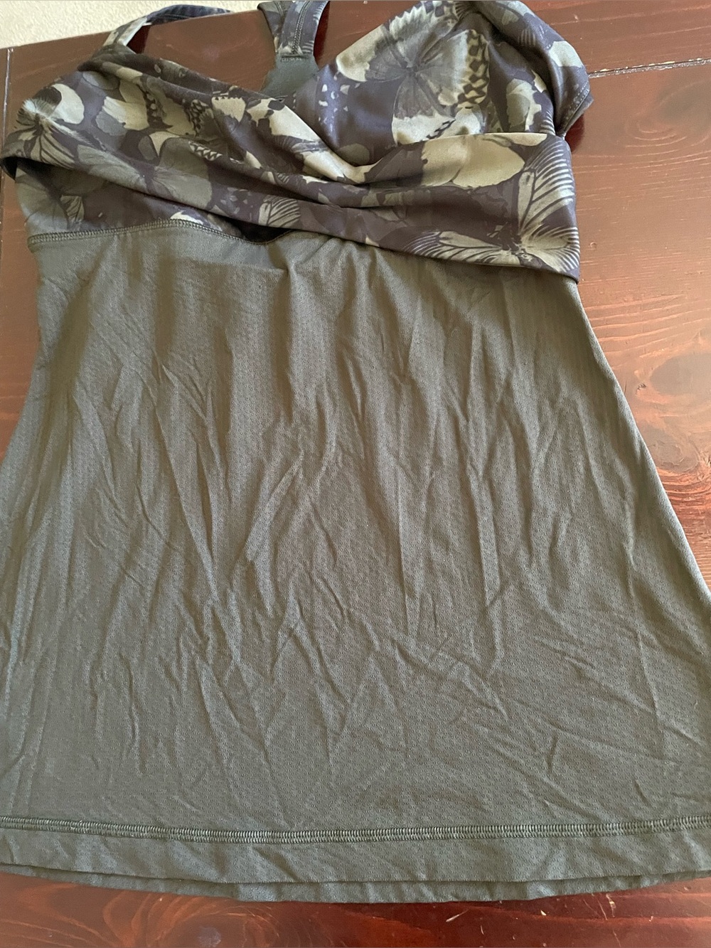 Lululemon Athletica Wrap Tank Top Green Women’s Medium - Picture 15 of 16
